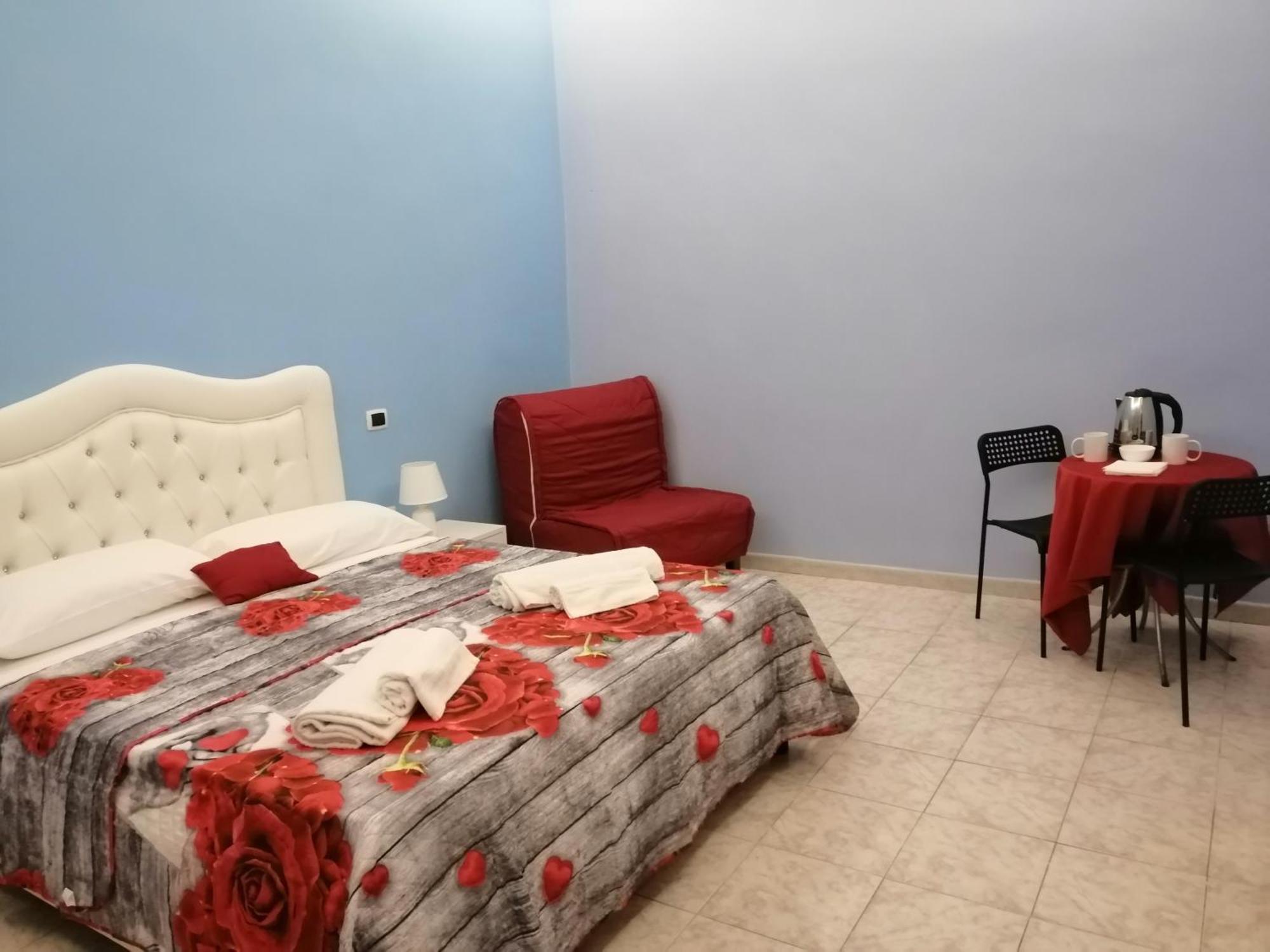 Guest House Francesco Naples Exterior photo